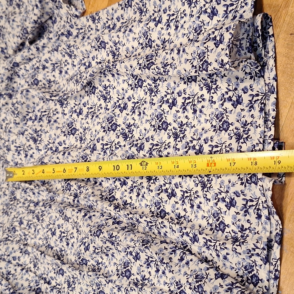 H&M Ruffle Wrap Dress Lg Blue Floral Puff Sleeve V-Neck Cotton Mini Preppy BW - Picture 9 of 12